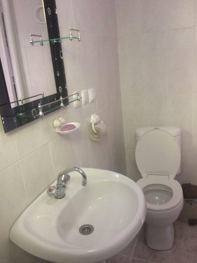 Guesthouse Malkhazi Borjomi Exteriör bild
