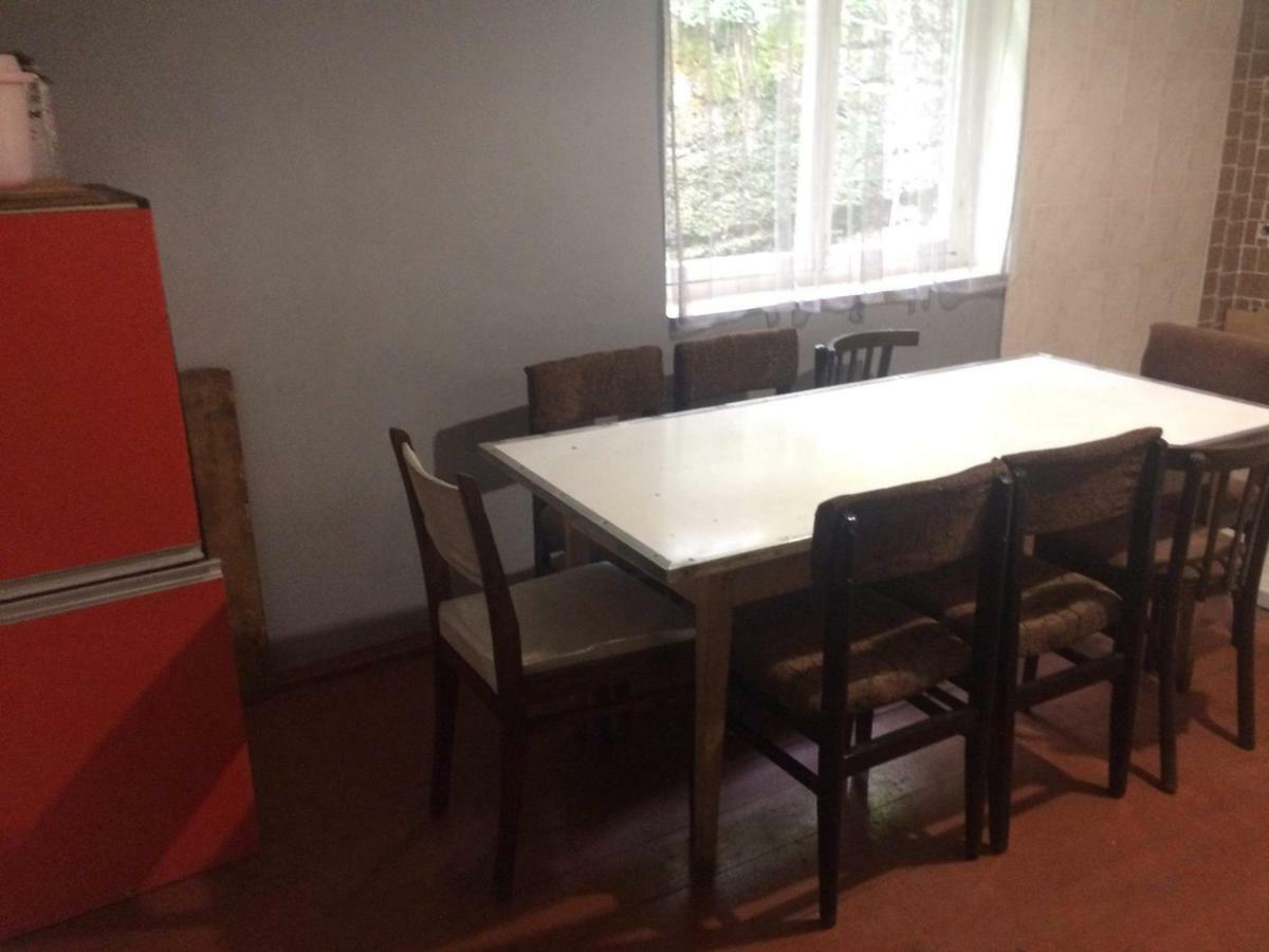 Guesthouse Malkhazi Borjomi Exteriör bild