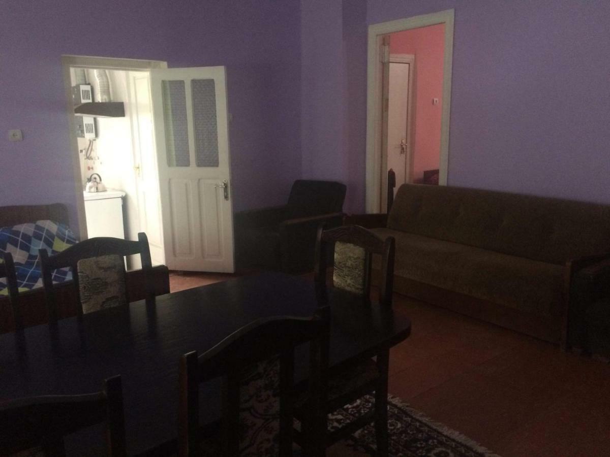 Guesthouse Malkhazi Borjomi Exteriör bild